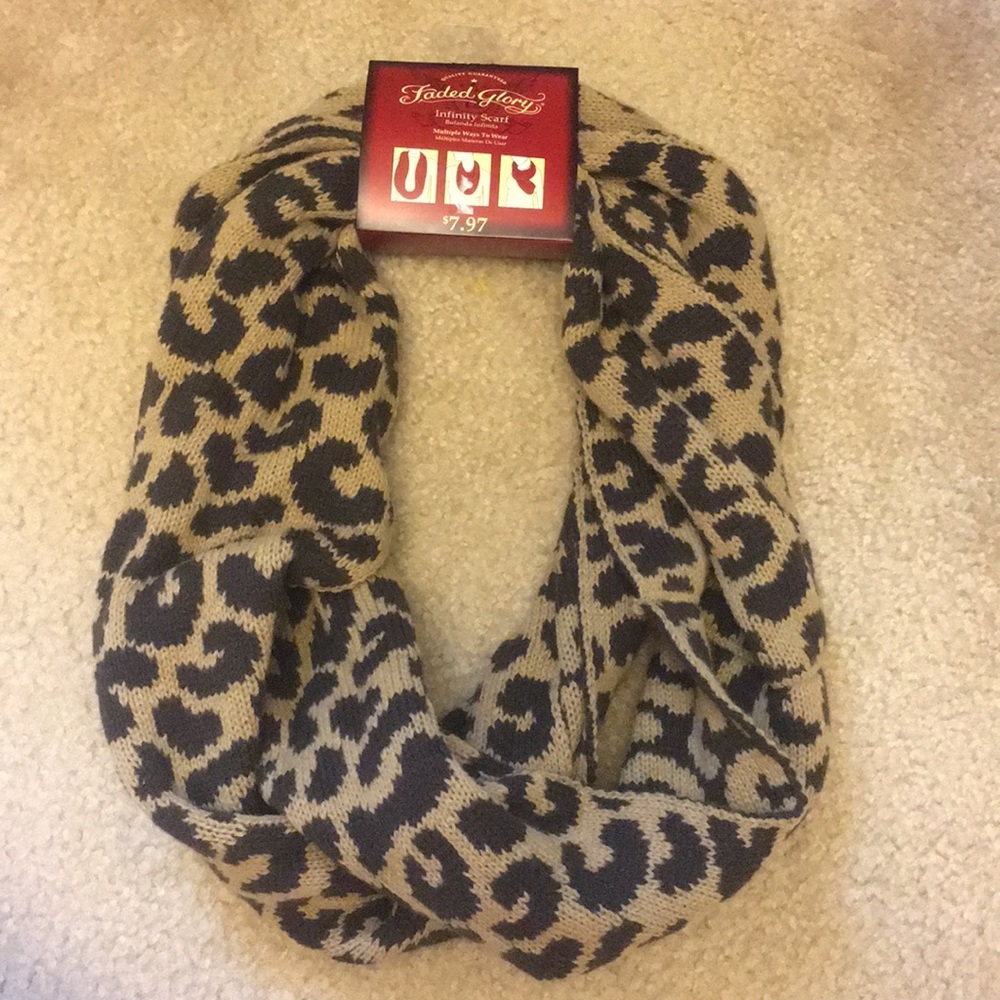 Infinity knitt scarf